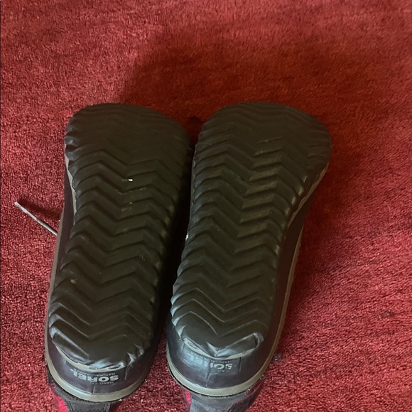 Sorel Women's Out N About Red Buffalo Plaid Lace Up Rain Boots - Picture 6 of 12